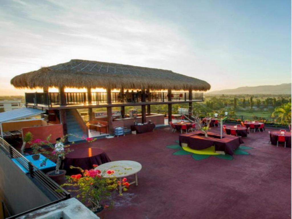 Pratama Hotel And Convention