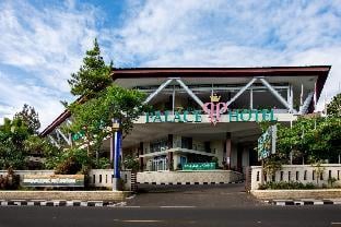 Palace Hotel