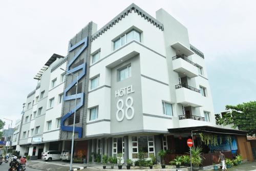 Hotel 88 Diponegoro Jember
