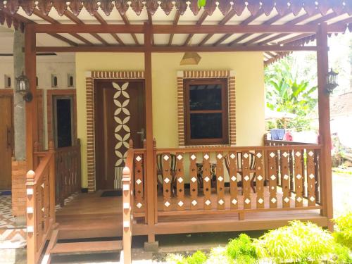 Anang Bed & Breakfast Syariah By Ndalem Beong