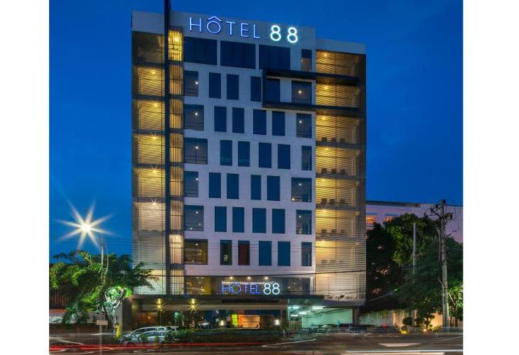 Hotel 88 Embong Malang Hotel Murah