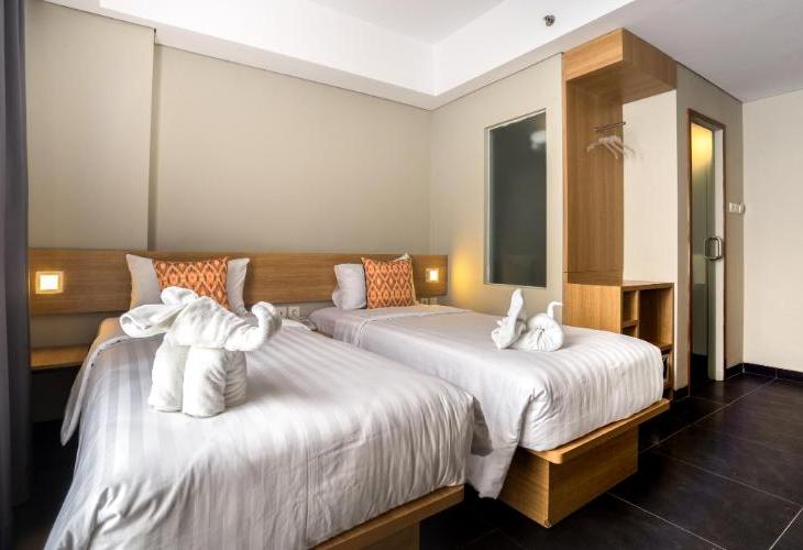 Maple Hotel Grogol Hotel Murah