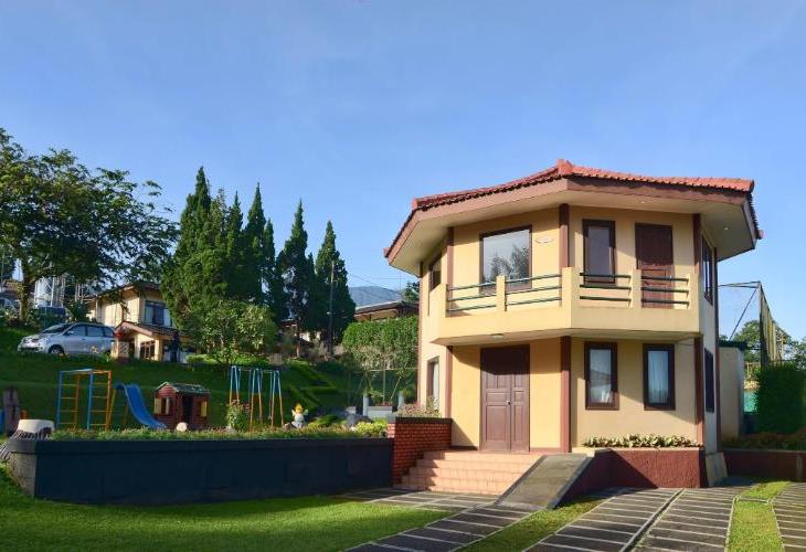 Download Villa Manado Cisarua Pics