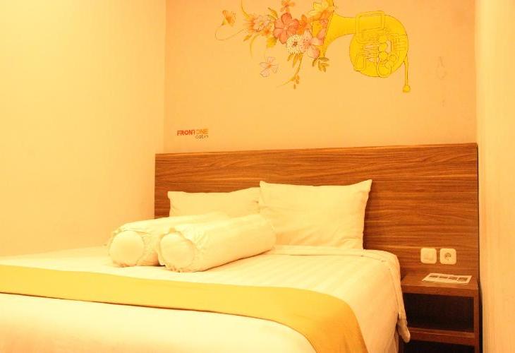 Front One Cabin Malioboro Jogja Hotel Murah
